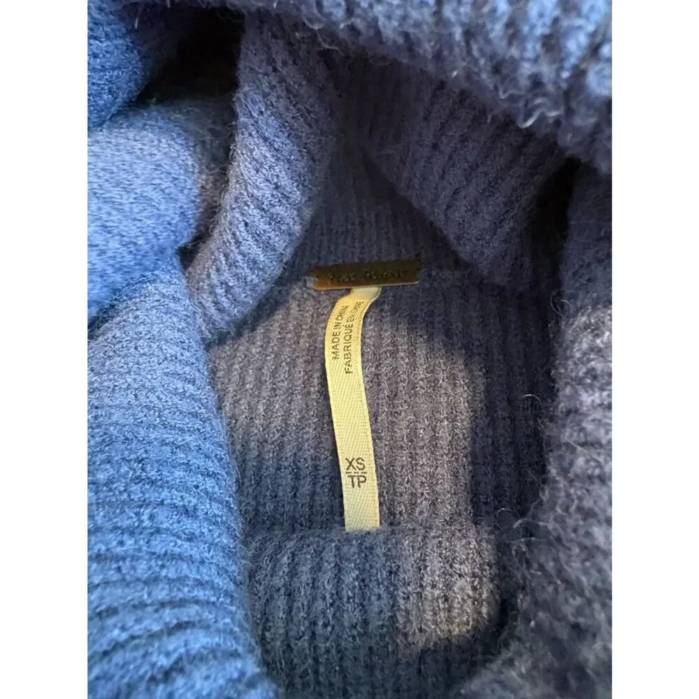 Free People Softly structured Colorblock Sweater XS